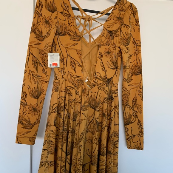 URBAN OUTFITTERS Long Sleeve Skater Dress with Lace Up Back - Picture 3 of 3